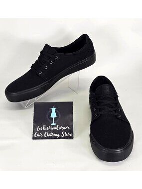 NWOT DC Trase TX Mens Black Canvas Skate Sneakers Size 13M 107